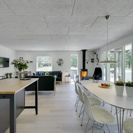 Maik - 1-5km From The Sea In Western Jutland By Interhome Holiday home