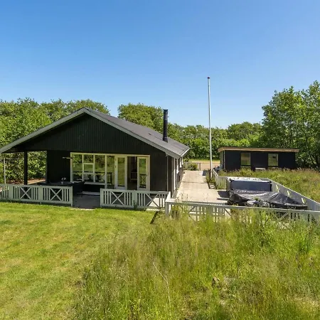 Maik - 1-5km From The Sea In Western Jutland By Interhome