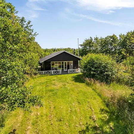 Дом отдыха Maik - 1-5km From The Sea In Western Jutland By Interhome Фанё